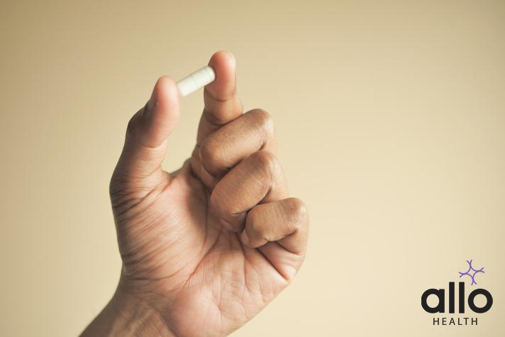 AADMI LIBIDEX CAPSULE HATHON ME PAKDE HUE